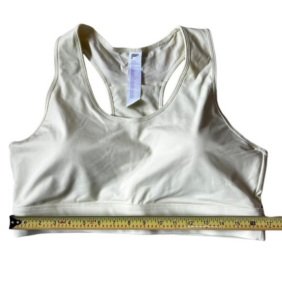 New Fabletics On the Go Medium Impact Sports Bra Size 2X - Picture 8 of 9